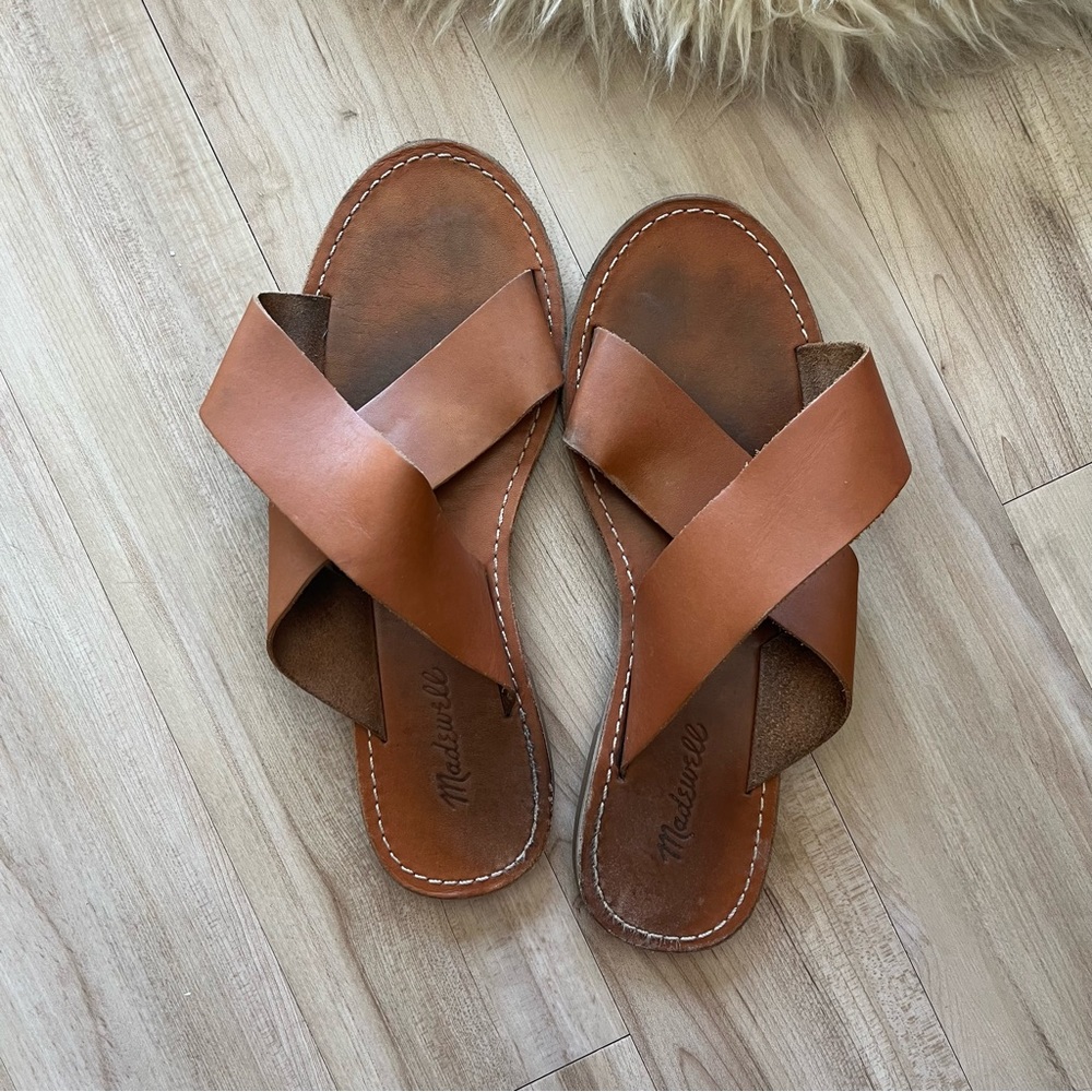 Madewell brown leather sandals - size 9